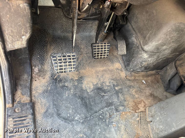 image for item ET7173 2007 International 4300 forestry bucket truck