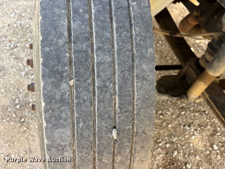 image for item ET7173 2007 International 4300 forestry bucket truck