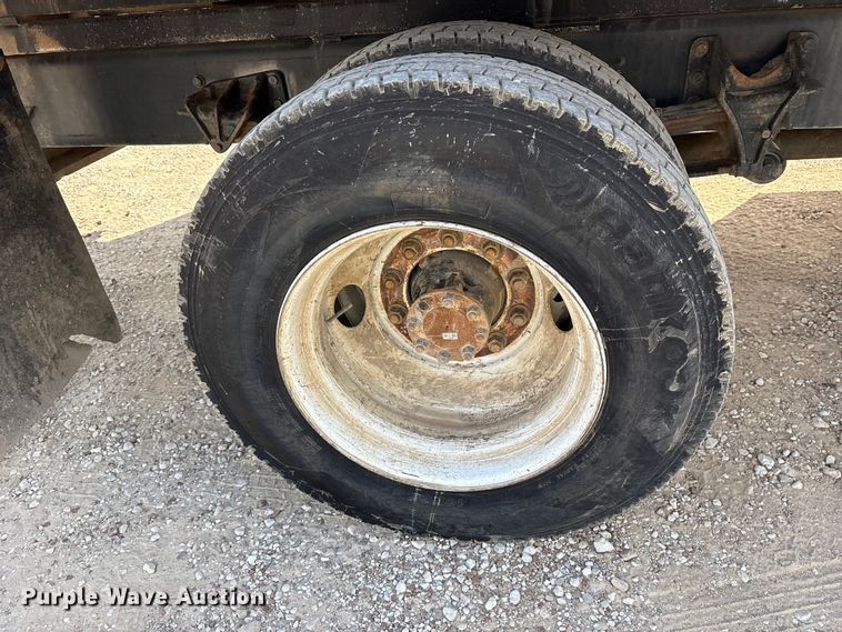 image for item ET7173 2007 International 4300 forestry bucket truck