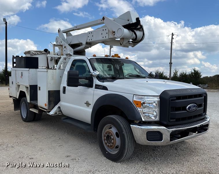 CAMIóN CON CANASTILLA 2016 FORD ETI