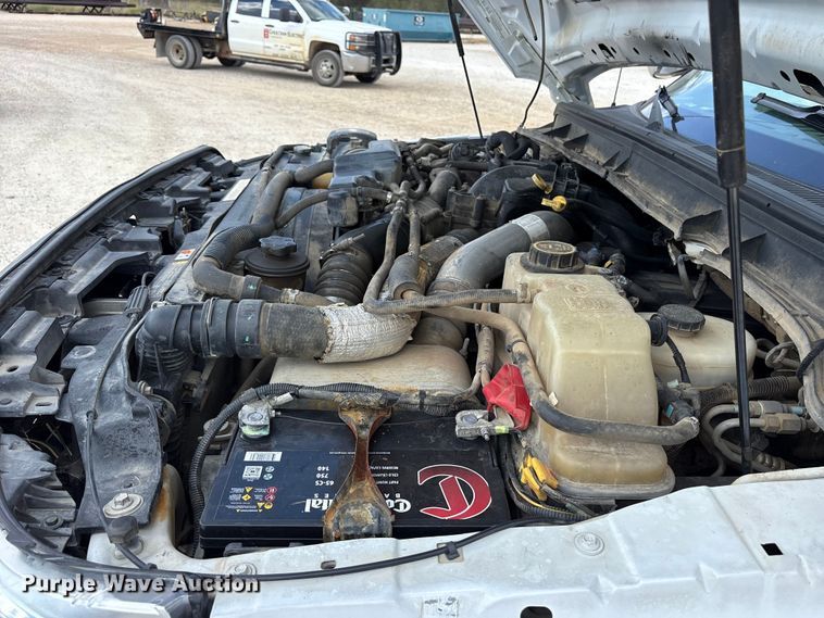 image for item ET7174 2016 Ford F550 Super Duty bucket truck