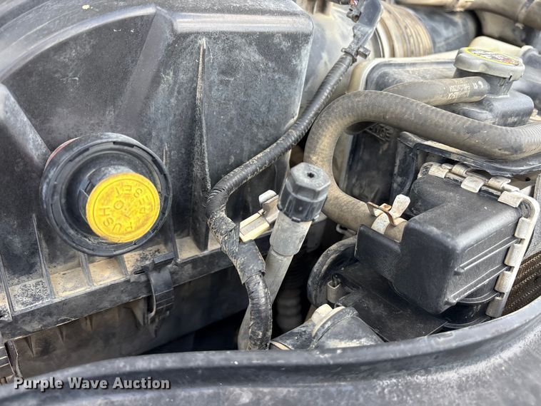 image for item ET7174 2016 Ford F550 Super Duty bucket truck