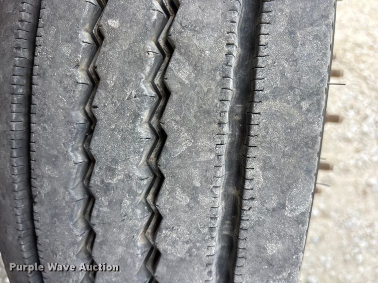 image for item ET7174 2016 Ford F550 Super Duty bucket truck