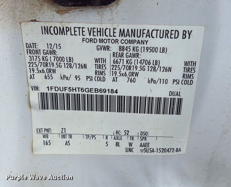 image for item ET7174 2016 Ford F550 Super Duty bucket truck