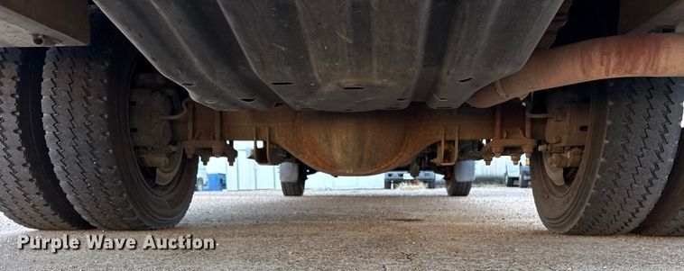 image for item ET7175 2012 Ford F450 bucket truck