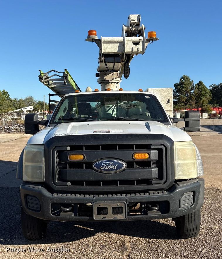 image for item ET7176 2011 Ford F450 Super Duty bucket truck