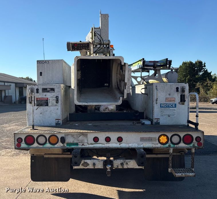 image for item ET7176 2011 Ford F450 Super Duty bucket truck