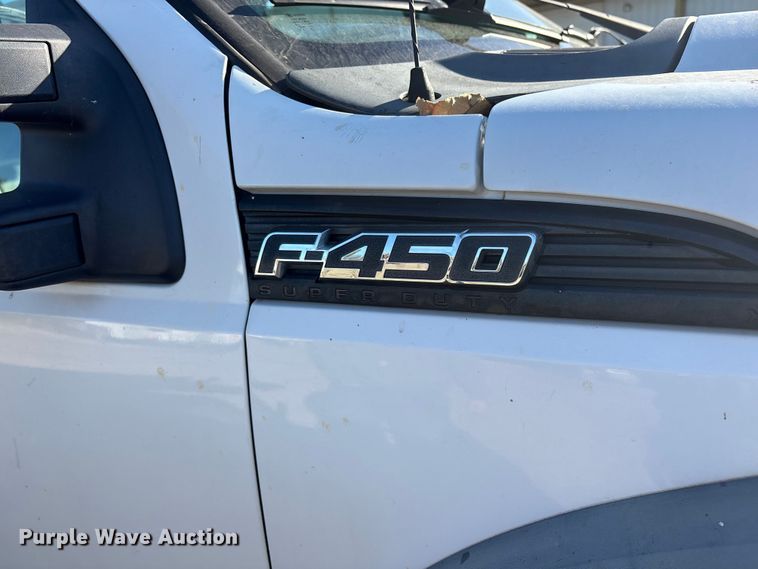 image for item ET7176 2011 Ford F450 Super Duty bucket truck