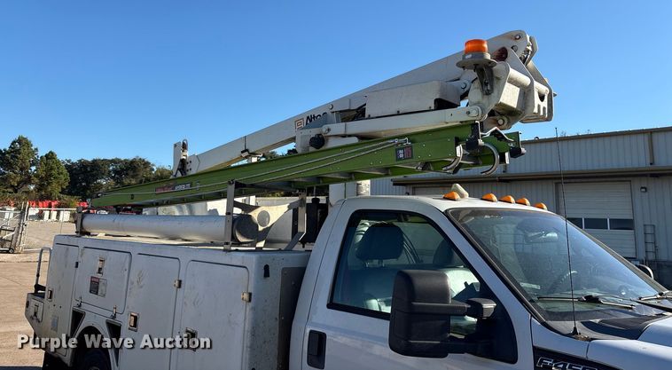 image for item ET7176 2011 Ford F450 Super Duty bucket truck