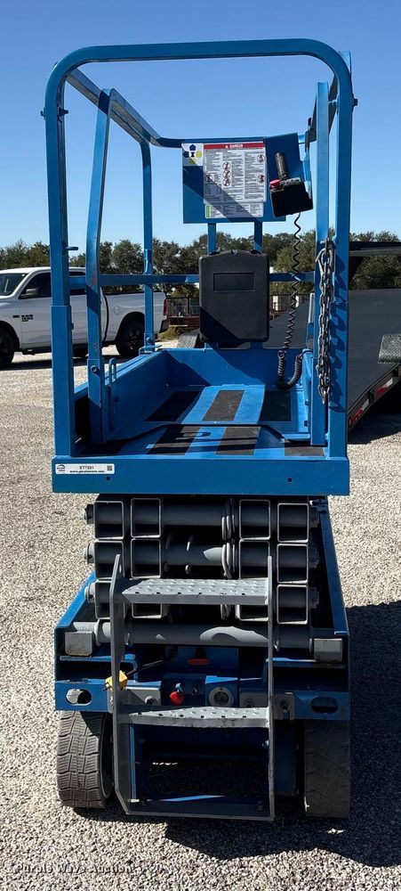 image for item ET7221 2015 Genie GS-1930 scissor lift