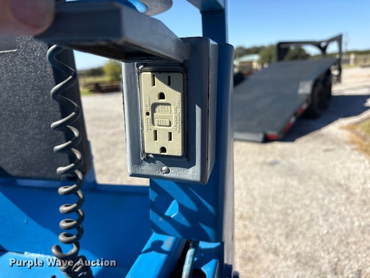 image for item ET7221 2015 Genie GS-1930 scissor lift