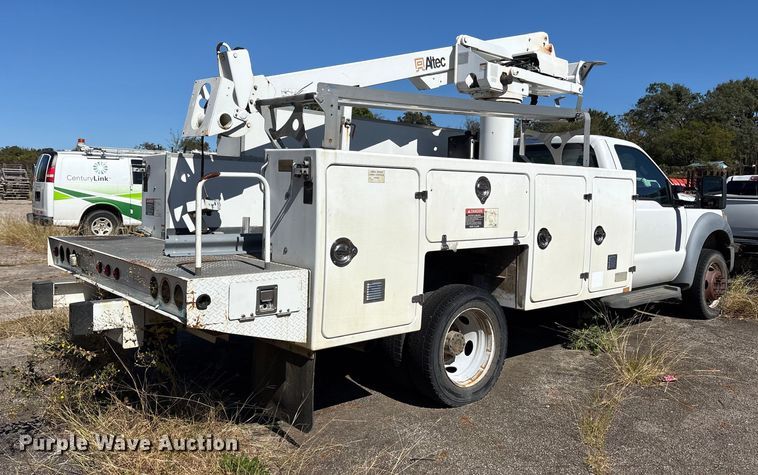 image for item ET7226 2012 Ford F450 Super Duty bucket truck