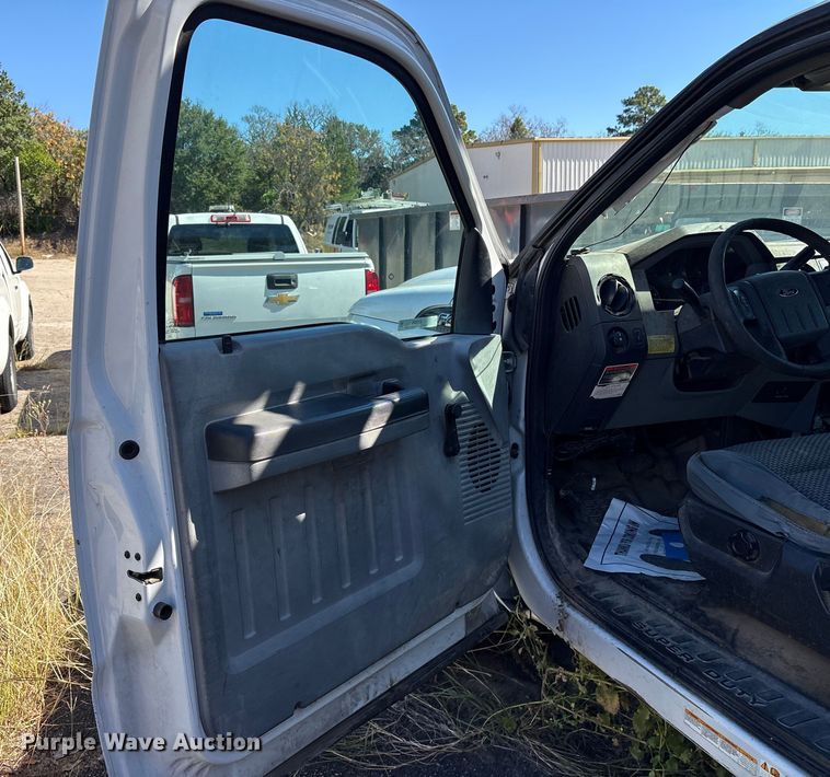 image for item ET7226 2012 Ford F450 Super Duty bucket truck