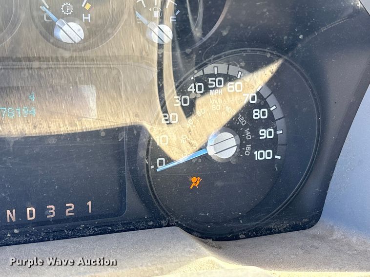 image for item ET7226 2012 Ford F450 Super Duty bucket truck