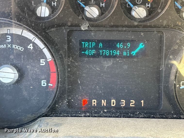 image for item ET7226 2012 Ford F450 Super Duty bucket truck