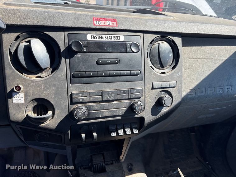 image for item ET7226 2012 Ford F450 Super Duty bucket truck