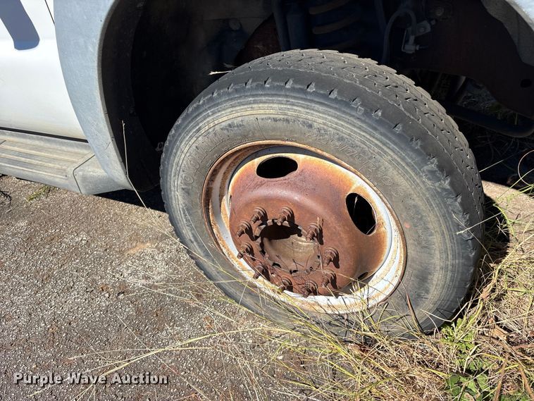 image for item ET7226 2012 Ford F450 Super Duty bucket truck