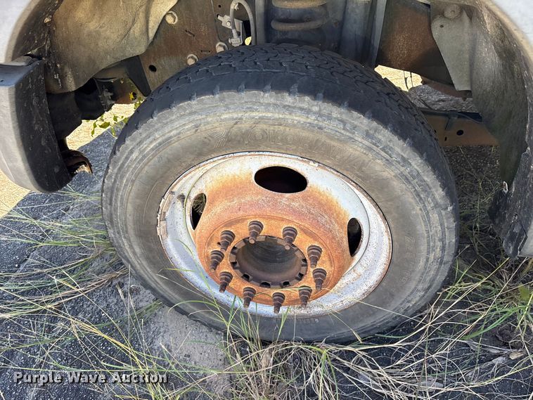 image for item ET7226 2012 Ford F450 Super Duty bucket truck