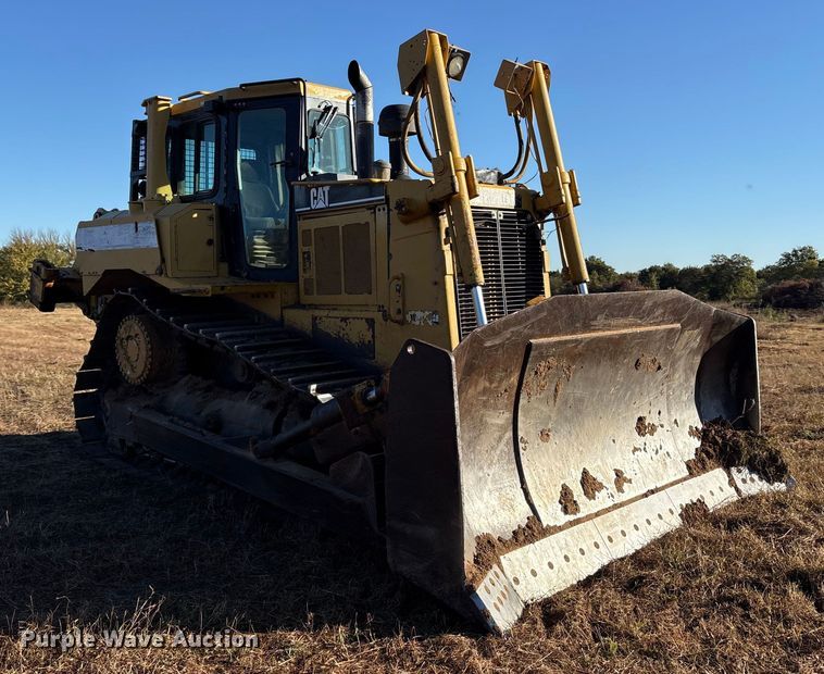 image for item ET7228 2007 Caterpillar D7R dozer