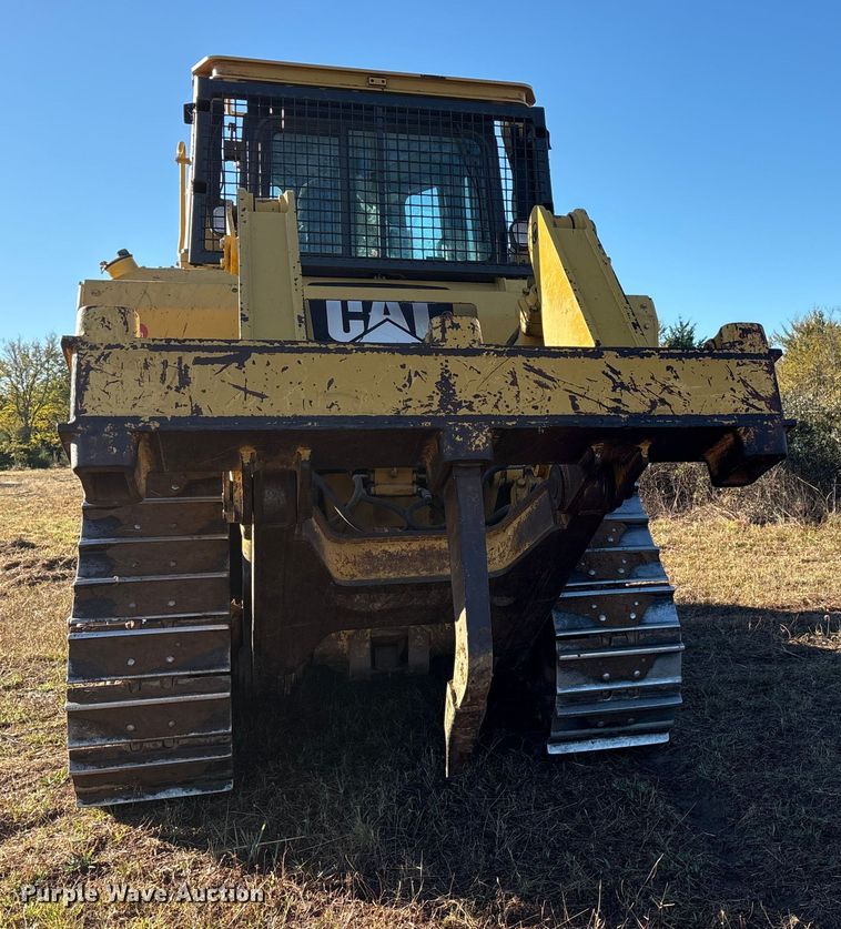 image for item ET7228 2007 Caterpillar D7R dozer
