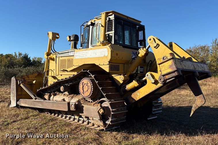 image for item ET7228 2007 Caterpillar D7R dozer