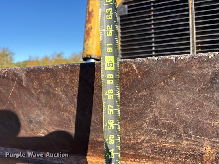 image for item ET7228 2007 Caterpillar D7R dozer