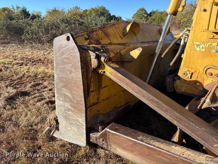 image for item ET7228 2007 Caterpillar D7R dozer
