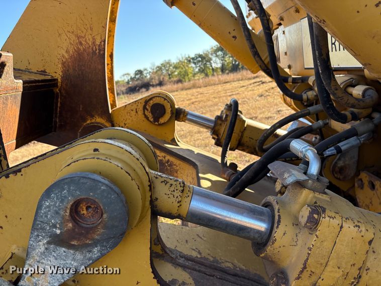 image for item ET7228 2007 Caterpillar D7R dozer