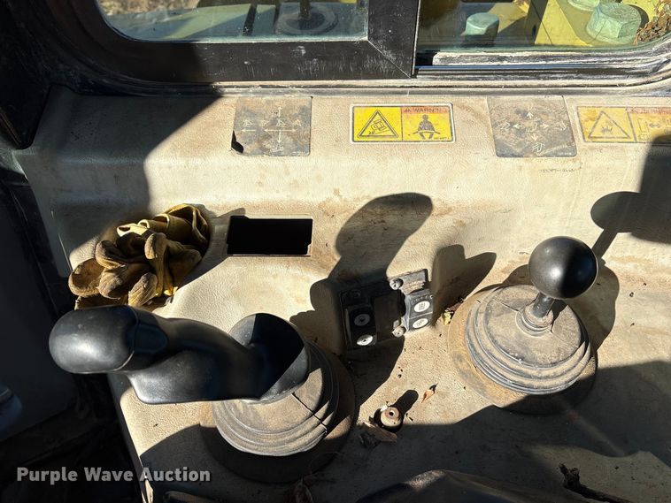image for item ET7228 2007 Caterpillar D7R dozer