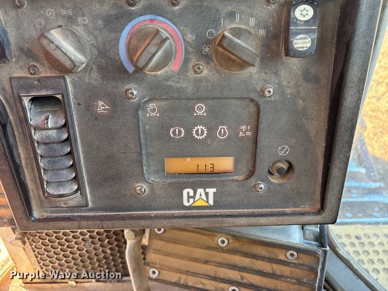 image for item ET7228 2007 Caterpillar D7R dozer