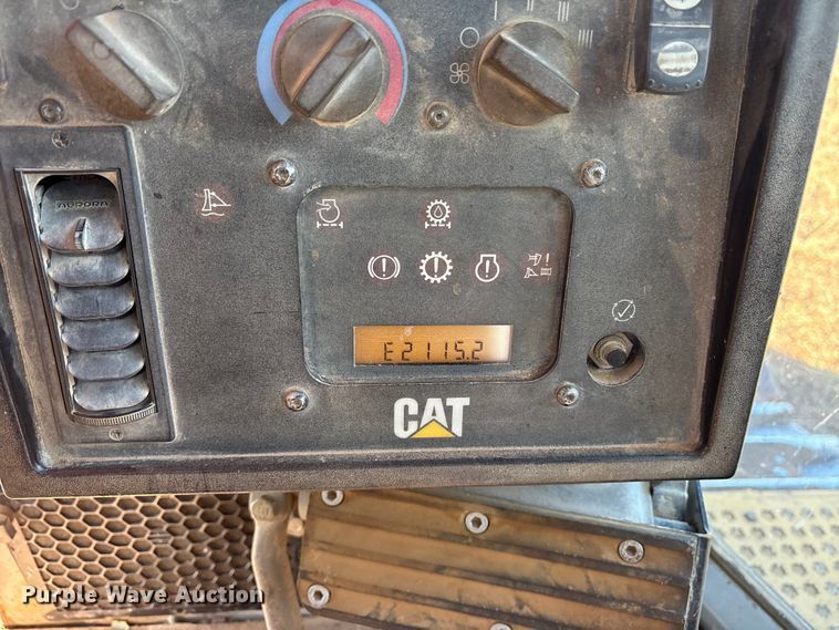 image for item ET7228 2007 Caterpillar D7R dozer