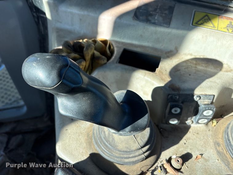 image for item ET7228 2007 Caterpillar D7R dozer