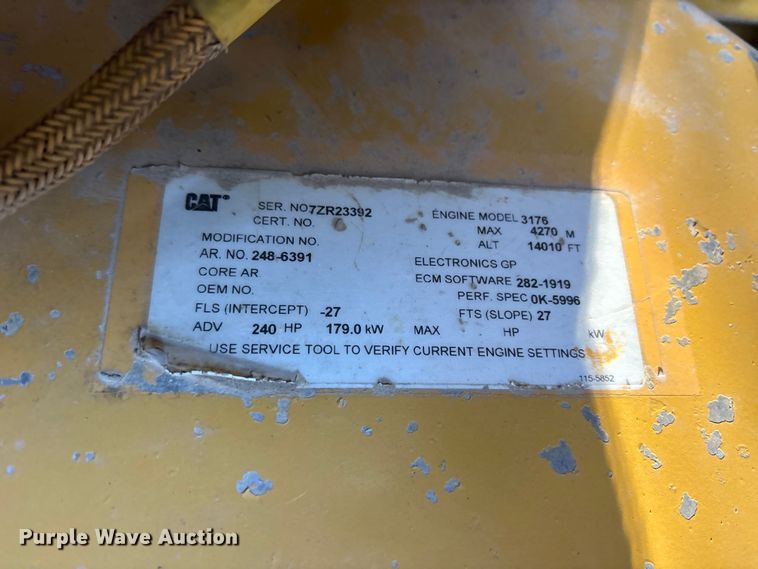 image for item ET7228 2007 Caterpillar D7R dozer