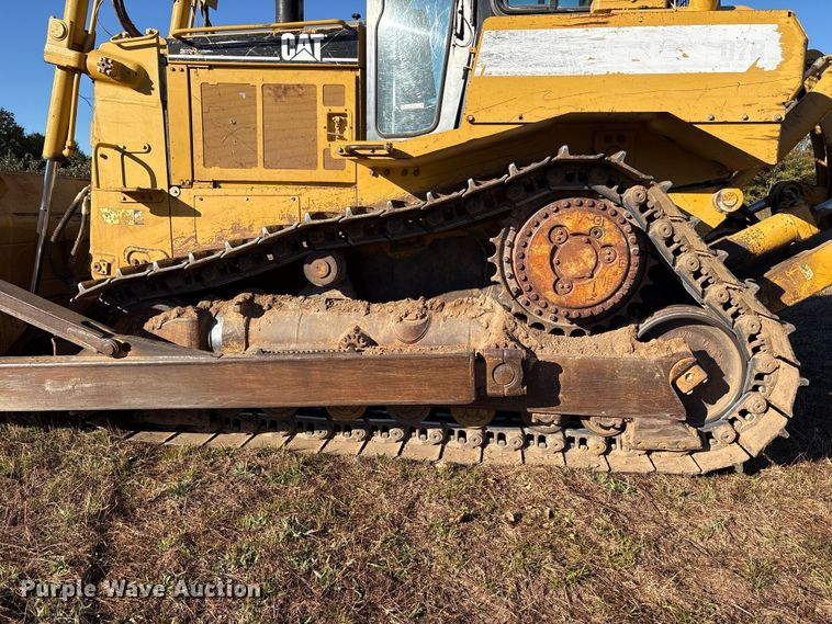image for item ET7228 2007 Caterpillar D7R dozer