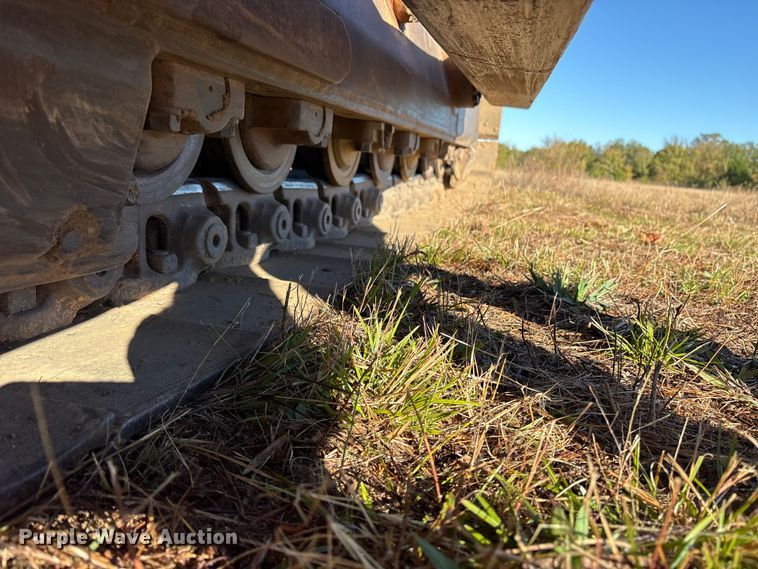 image for item ET7228 2007 Caterpillar D7R dozer