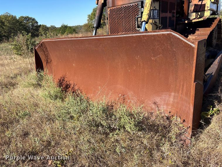 image for item ET7229 1996 Caterpillar D6H XL dozer