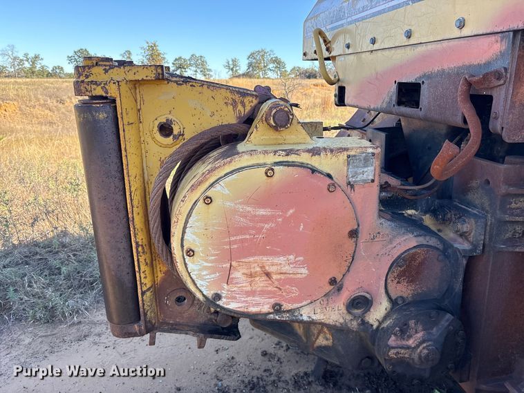 image for item ET7229 1996 Caterpillar D6H XL dozer