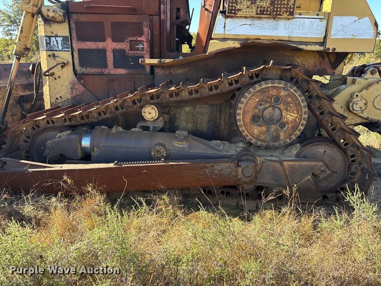 image for item ET7229 1996 Caterpillar D6H XL dozer