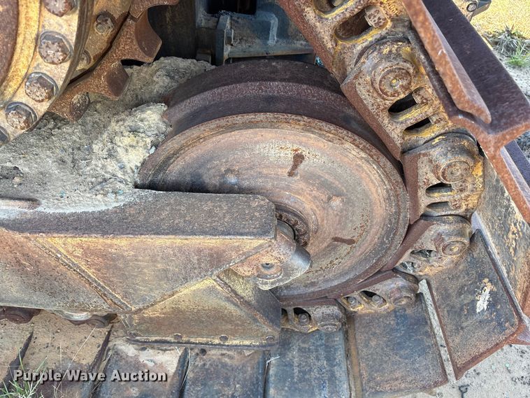 image for item ET7229 1996 Caterpillar D6H XL dozer