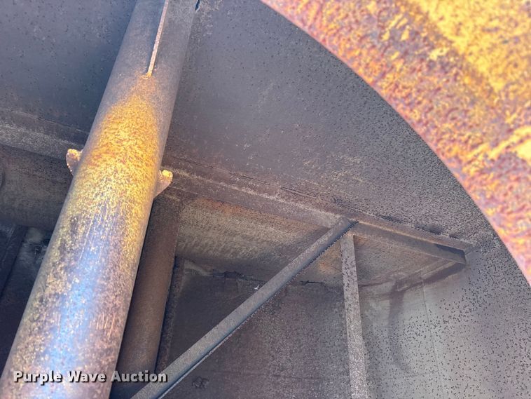 image for item ET7231 Caterpillar 631B water wagon