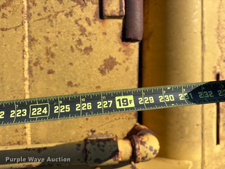 image for item ET7231 Caterpillar 631B water wagon