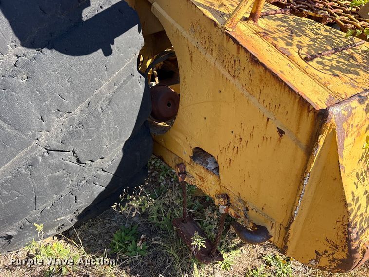 image for item ET7231 Caterpillar 631B water wagon