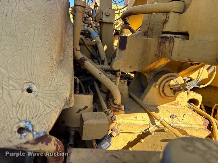 image for item ET7231 Caterpillar 631B water wagon