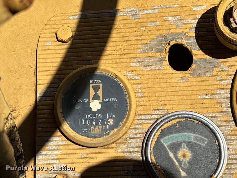 image for item ET7231 Caterpillar 631B water wagon