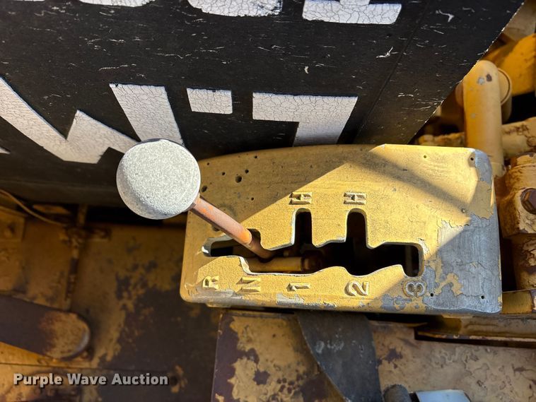 image for item ET7231 Caterpillar 631B water wagon