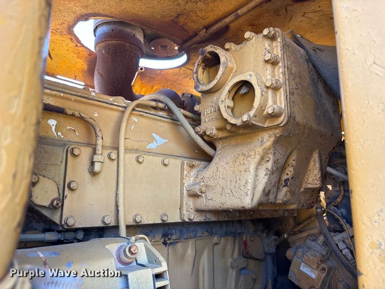 image for item ET7231 Caterpillar 631B water wagon