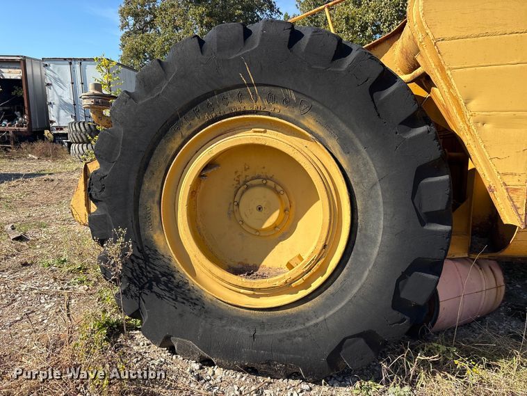 image for item ET7231 Caterpillar 631B water wagon