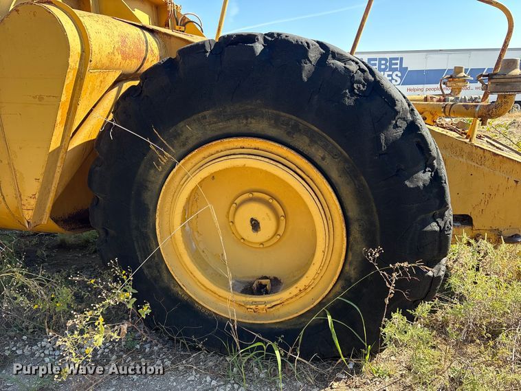 image for item ET7231 Caterpillar 631B water wagon