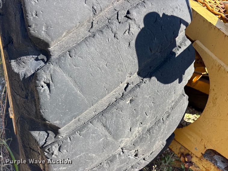 image for item ET7231 Caterpillar 631B water wagon