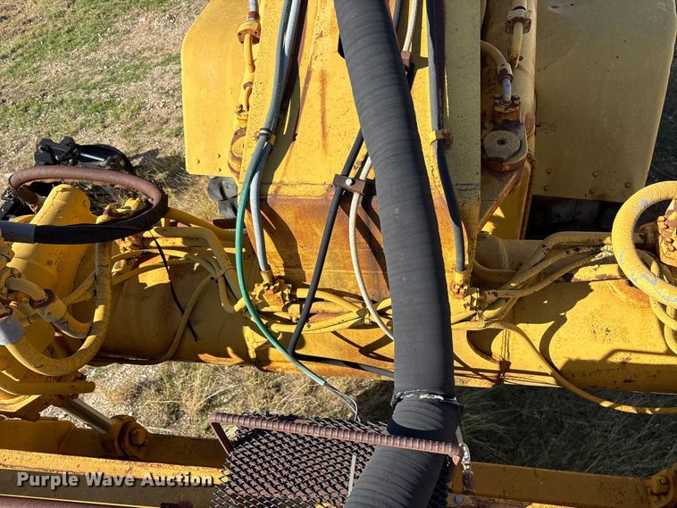 image for item ET7232 Caterpillar 631C conventional scraper 